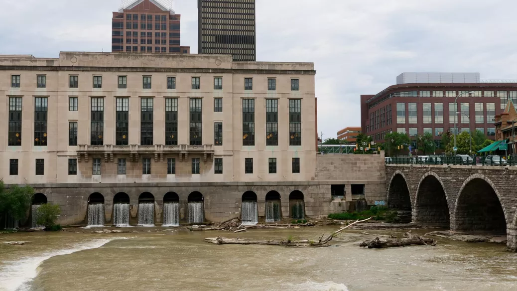 Exterior photo of the Central Library of Rochester & Monroe County.